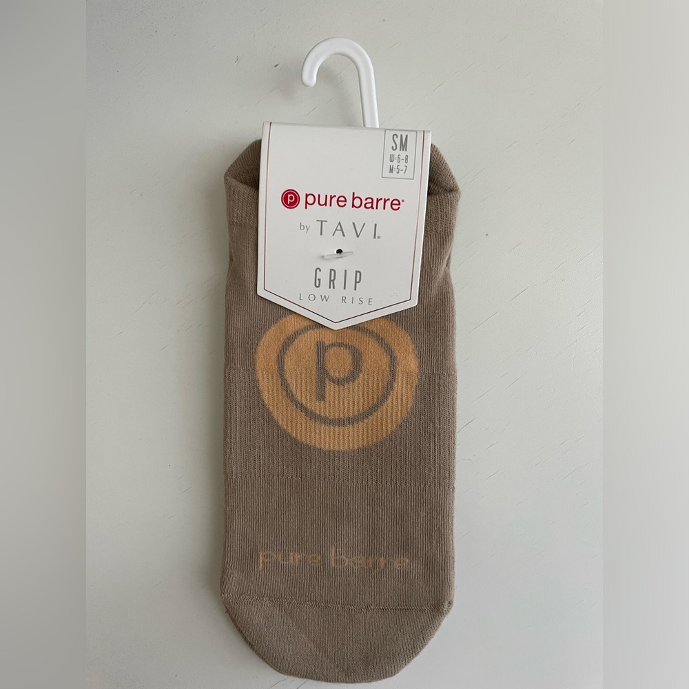 NWT Pure Barre by Tavi Low Rise Grip Socks Size Small